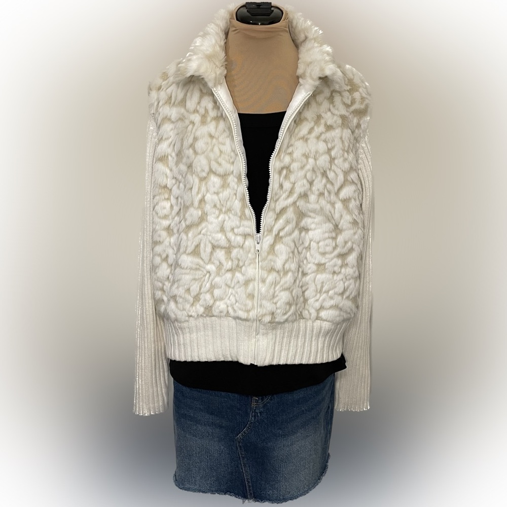 NWT Cato Mock Fur Zippered Sweater